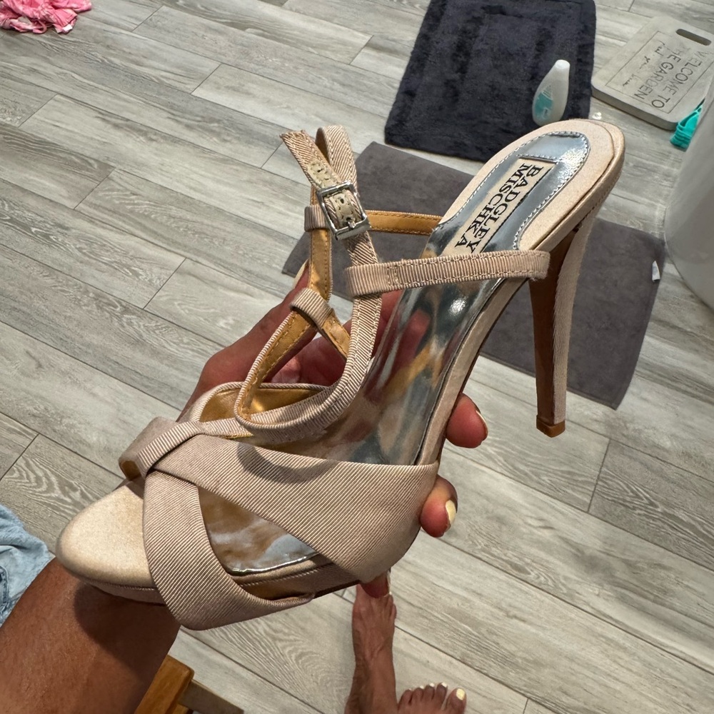 Badgley Mischka Women's  Heeled Sandals